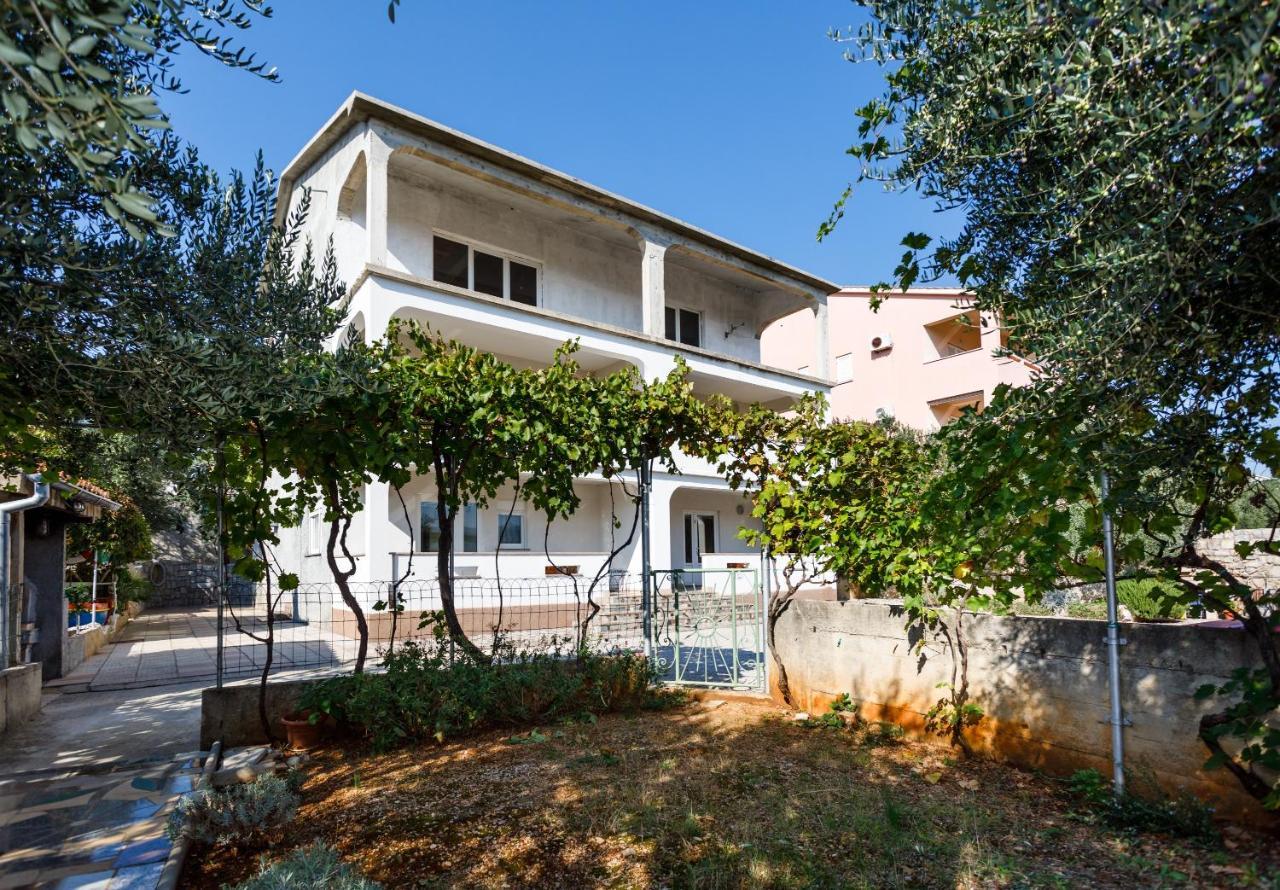 Apartments With A Parking Space Kornic, Krk - 5306 Kornić Exterior foto