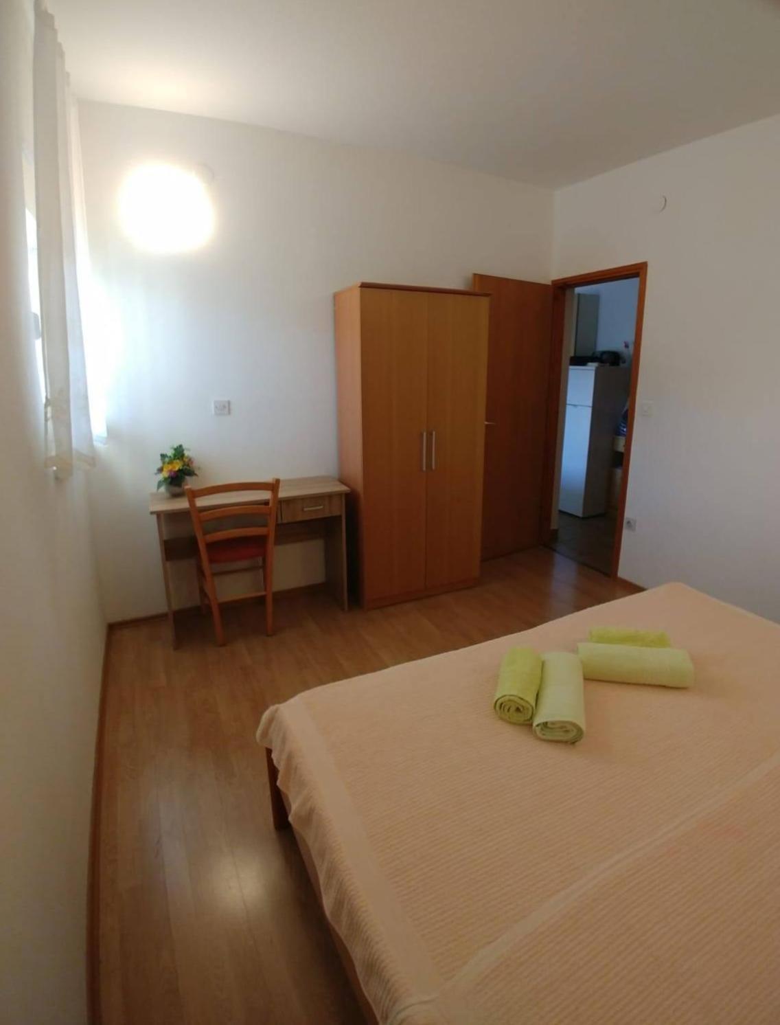 Apartments With A Parking Space Kornic, Krk - 5306 Kornić Quarto foto
